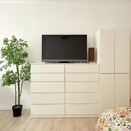 Cozy Just Steps From Train Station * لوكسمبورغ